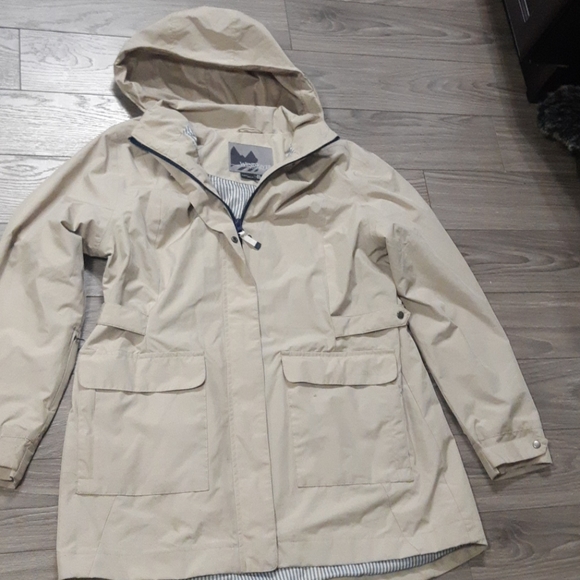 Jacket - Picture 1 of 3